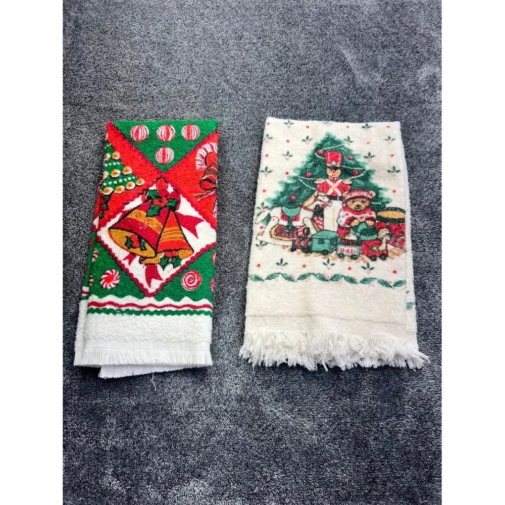 Vintage B&D Christmas Hand Towels Set of 2 Nutcracker Bells Candy Cane Fringe